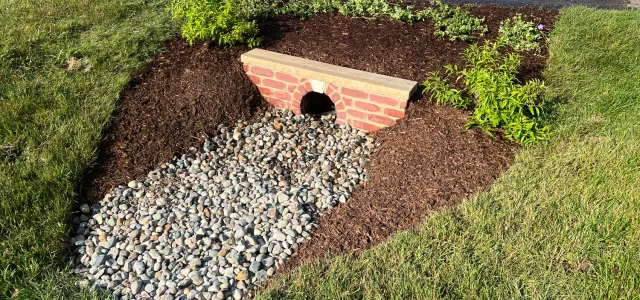 Brickyard_with_whole_garden